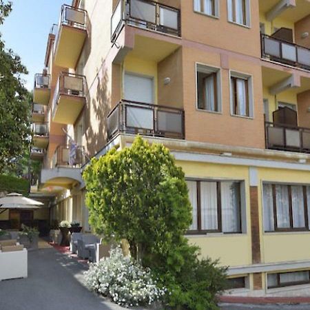 Hotel Attico Chianciano Terme Dış mekan fotoğraf